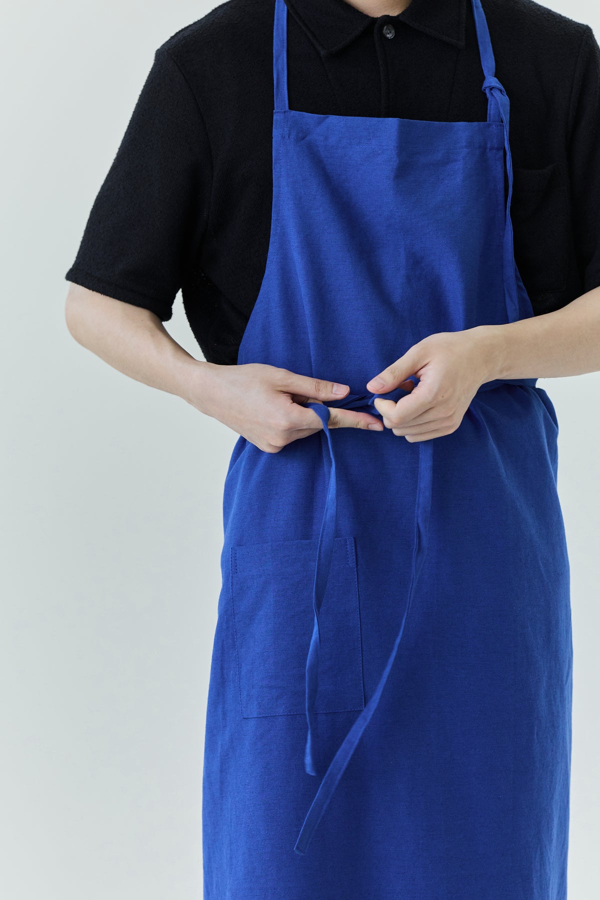LONG APRON