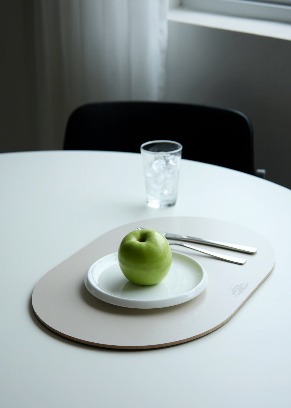 TABLE MAT