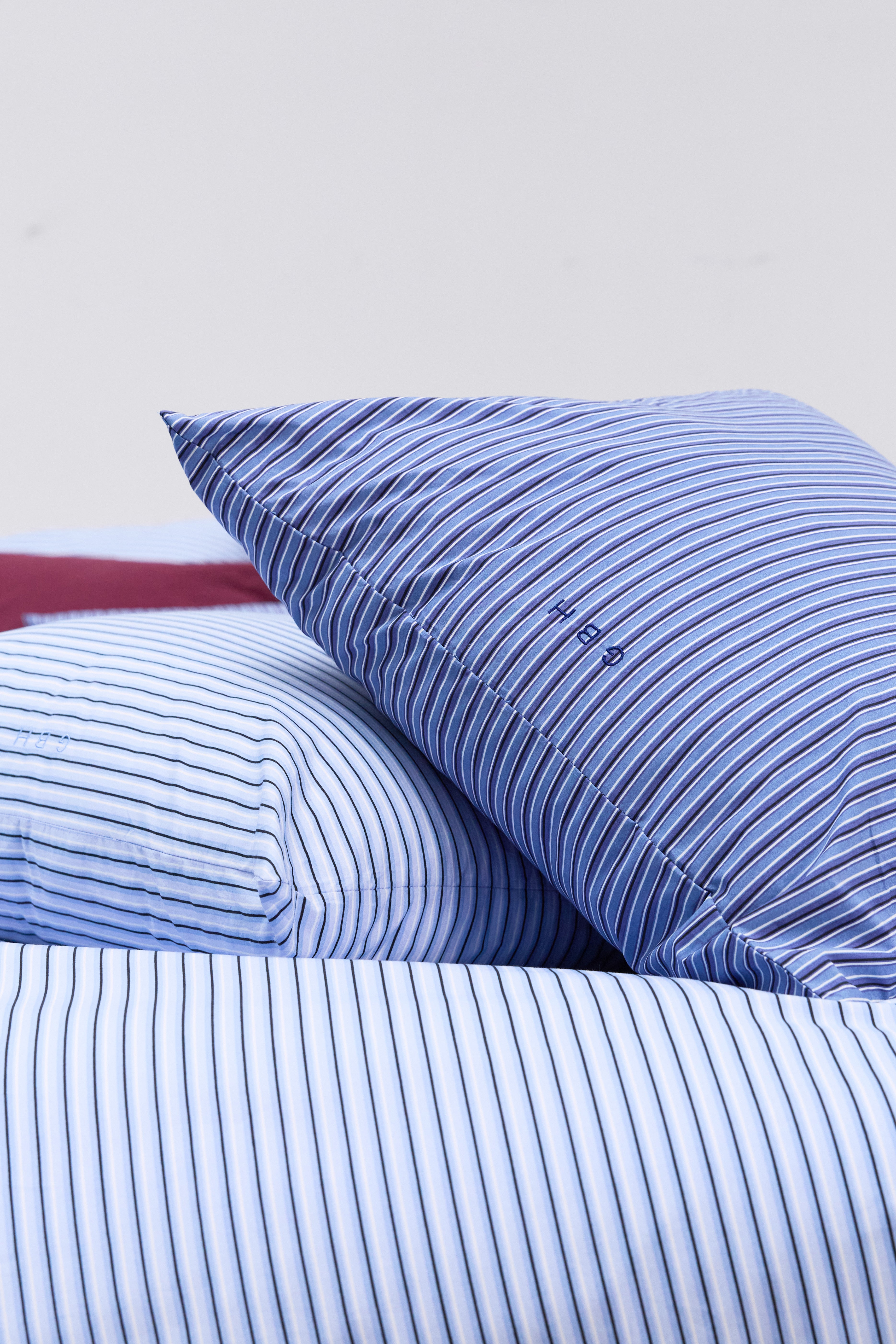 PILLOWCASE / 6 COLORS / 2 SIZES