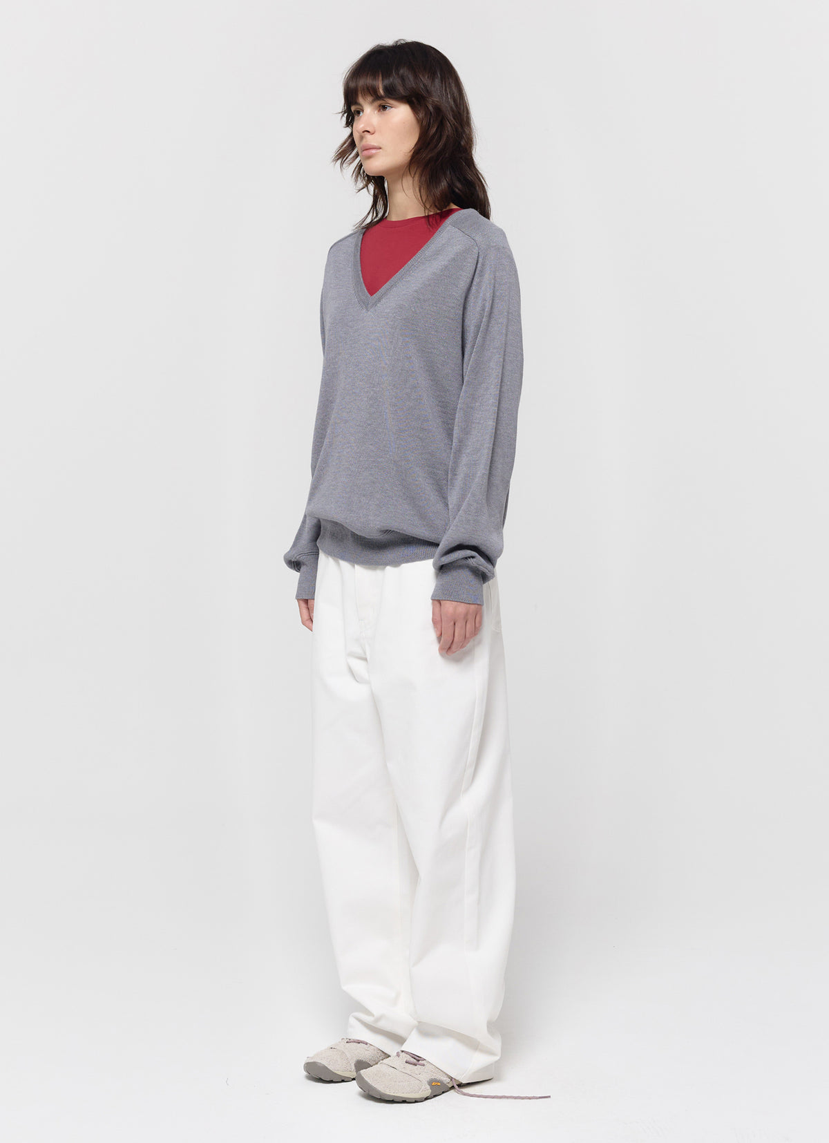 26FW LOOSE V-NECK KNIT
