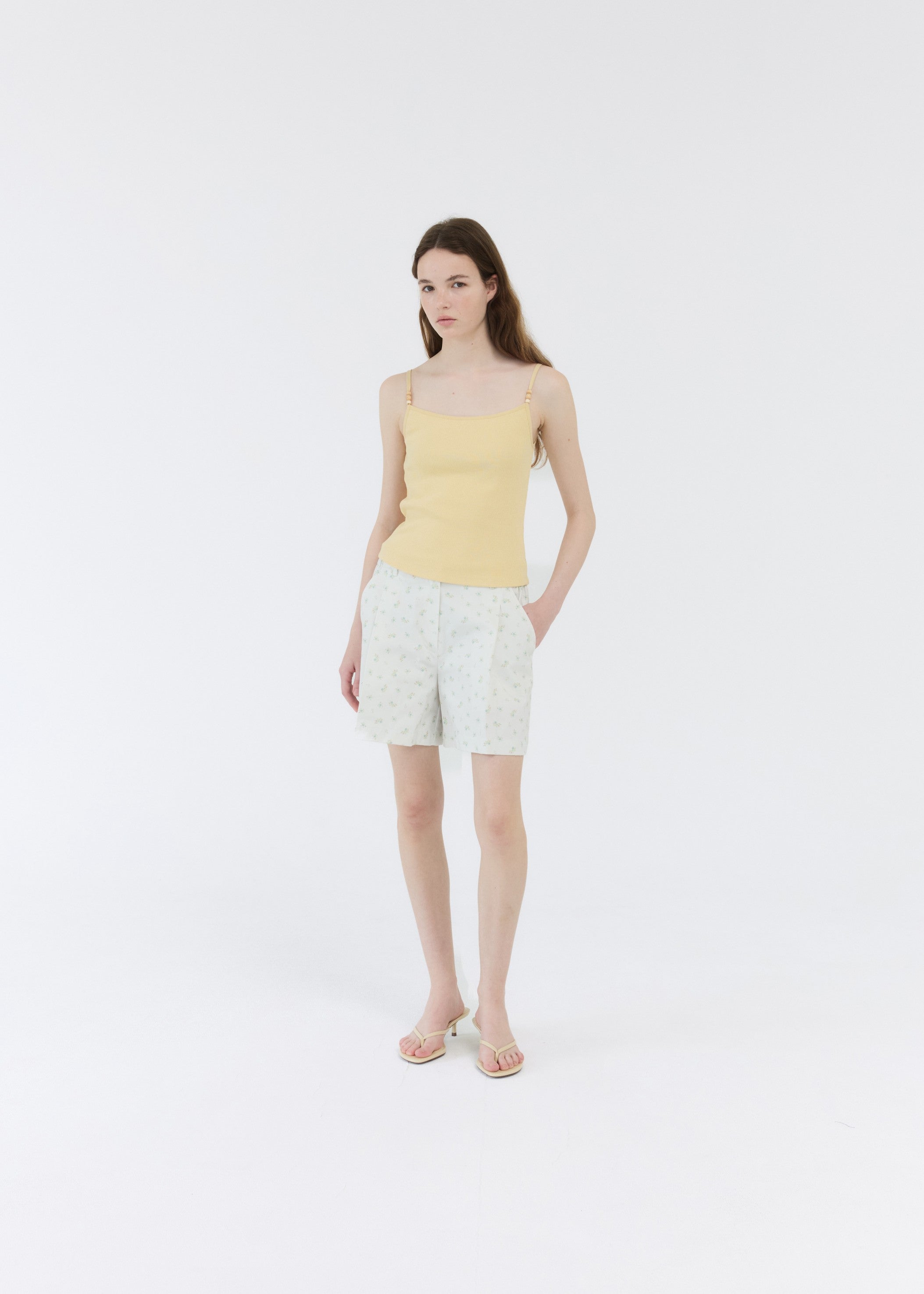 WOOD BEADS SLEEVELESS