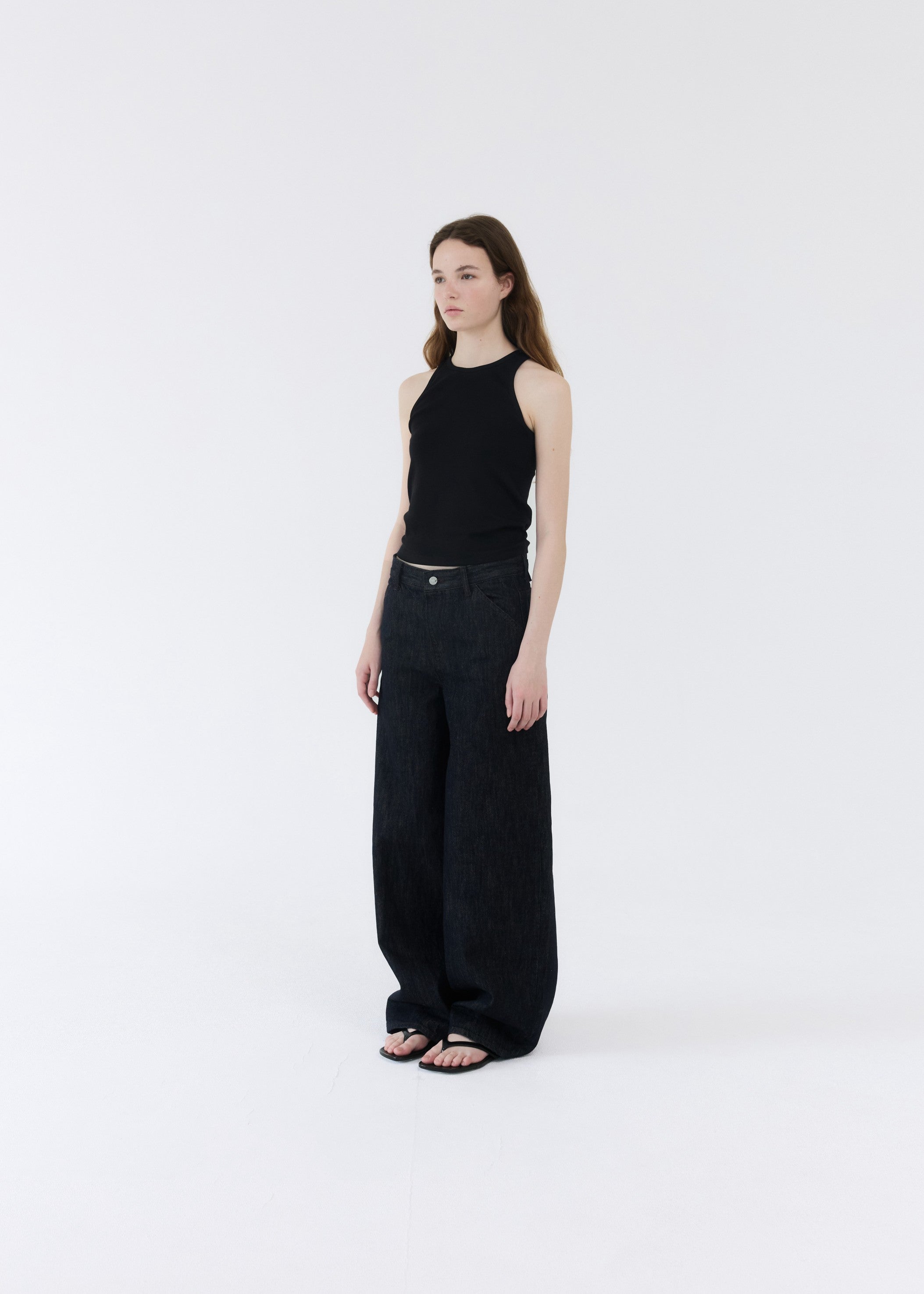KENNY SLIM SLEEVELESS TOP