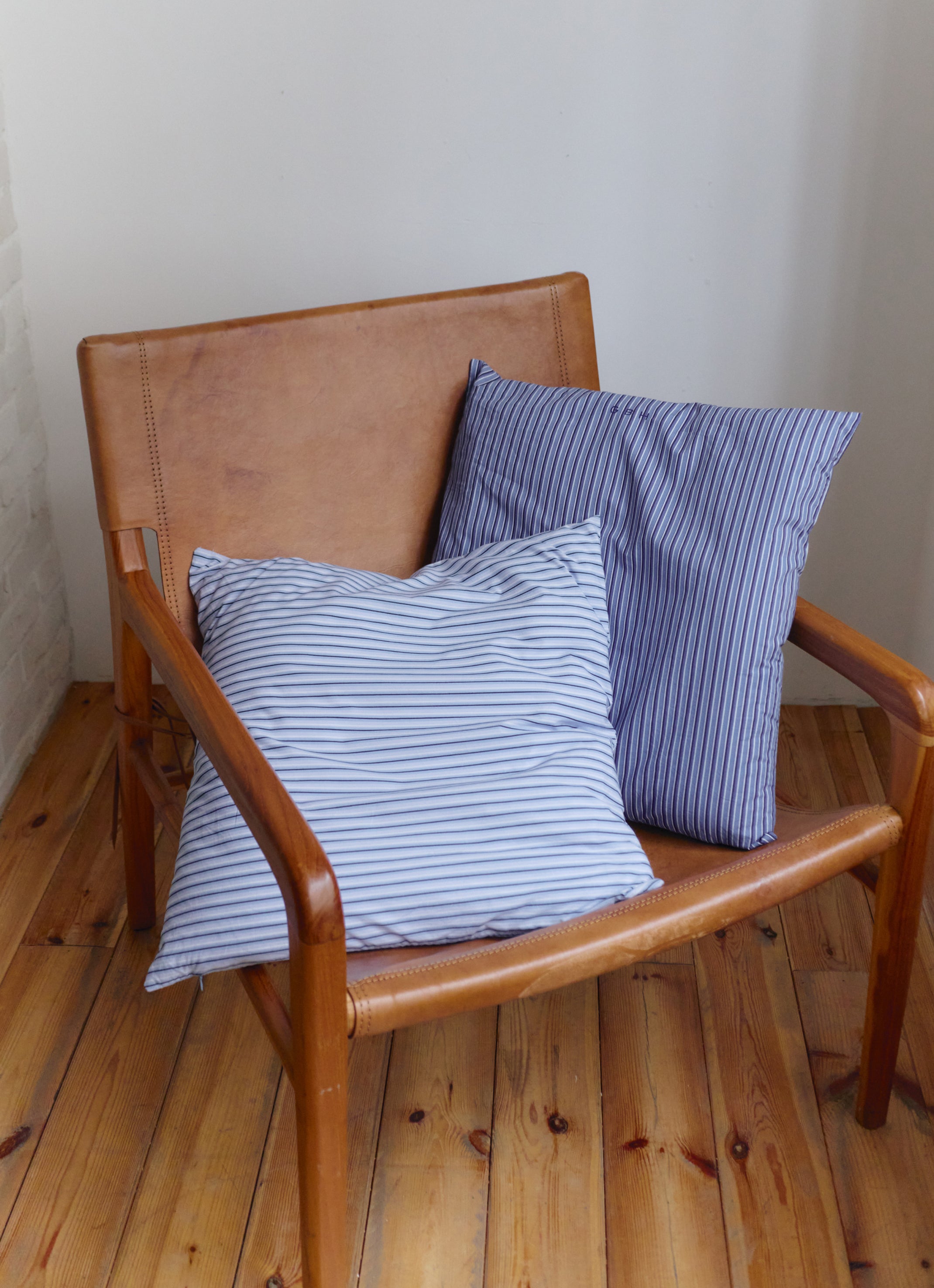 CUSHION COVER / 6 COLORS