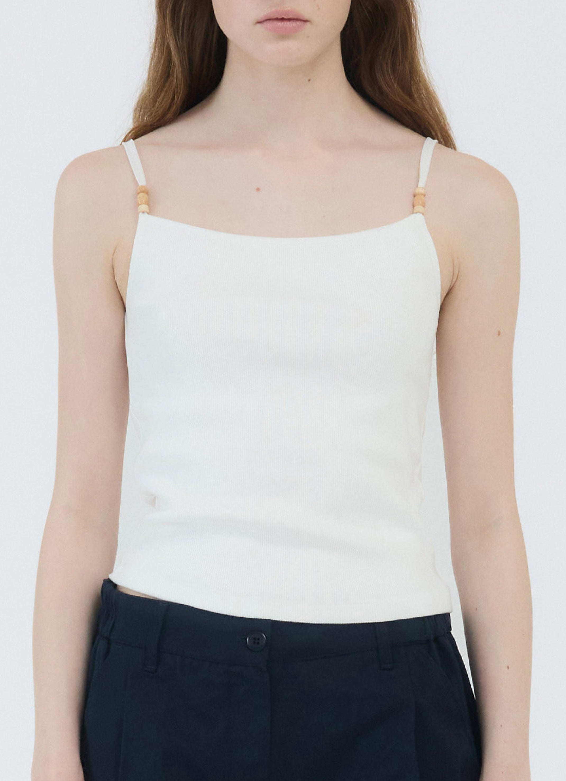 WOOD BEADS SLEEVELESS