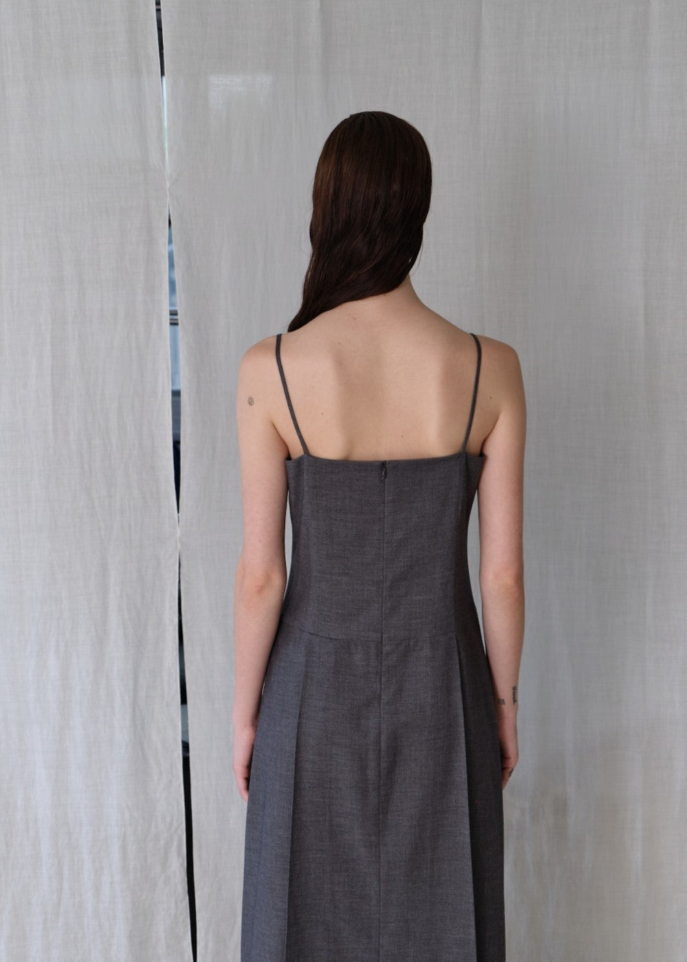 upload_20240925__APA3DR020GYFF_07_maxi dress-grey_8.jpg