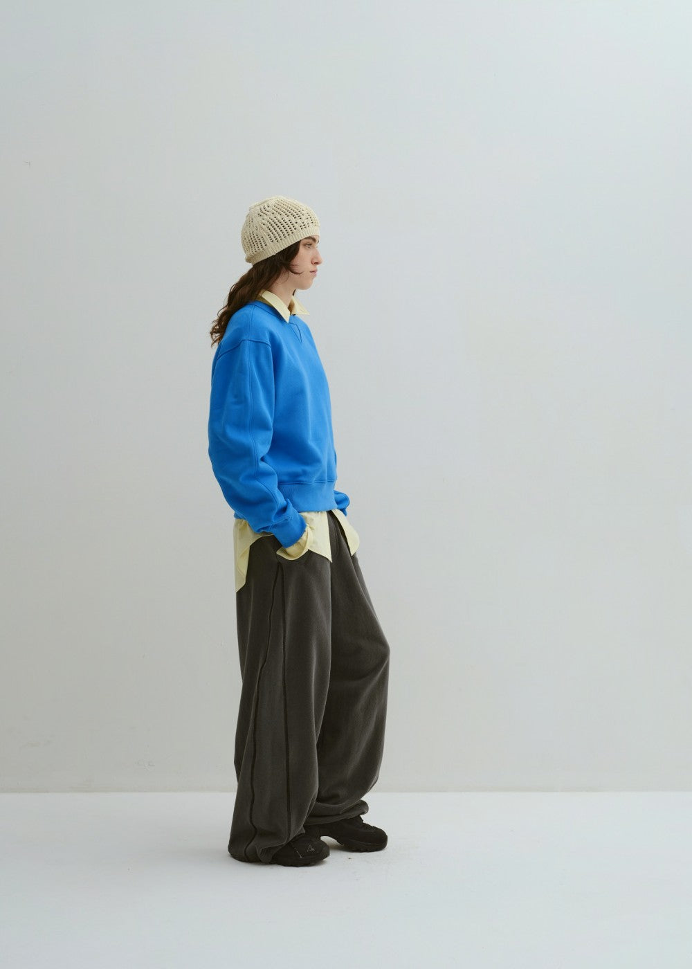 upload_20240925__APA3PT040LIFF_04_curved oversized sweatpants-Charcoal_5.jpg