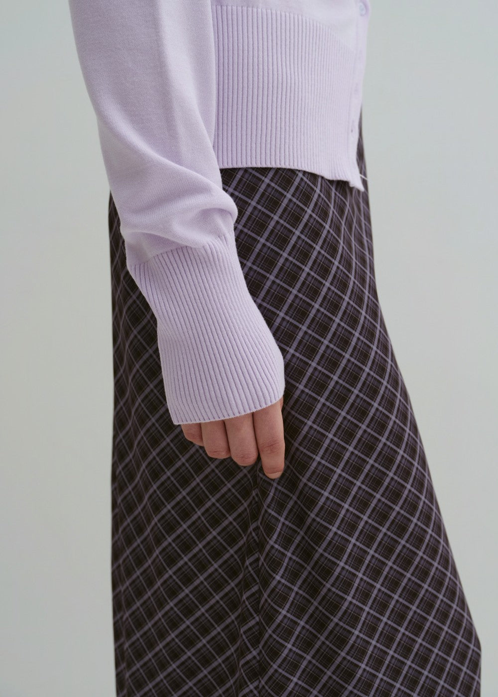 upload_20240925__APA3SK030GYS_00_frill long skirt-grey_1.jpg