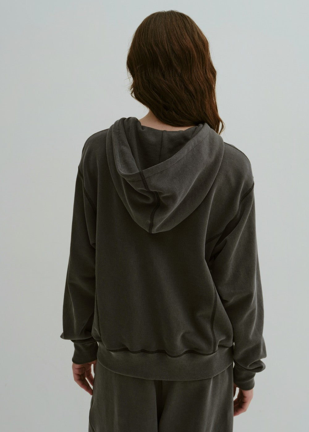 upload_20240925__APA3SW010CHFF_06_half zip-up hood-Charcoal_7.jpg