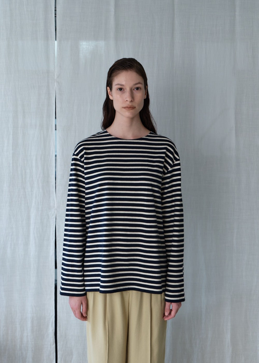 upload_20240925__APA3TP030IVFF_18_Boat neck stripe top-navy_7.jpg