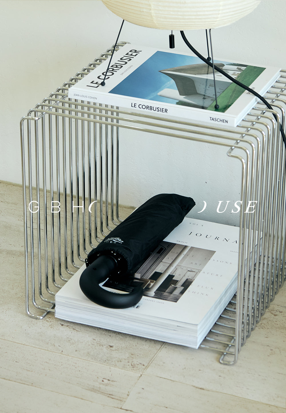 FOLDING UMBRELLA