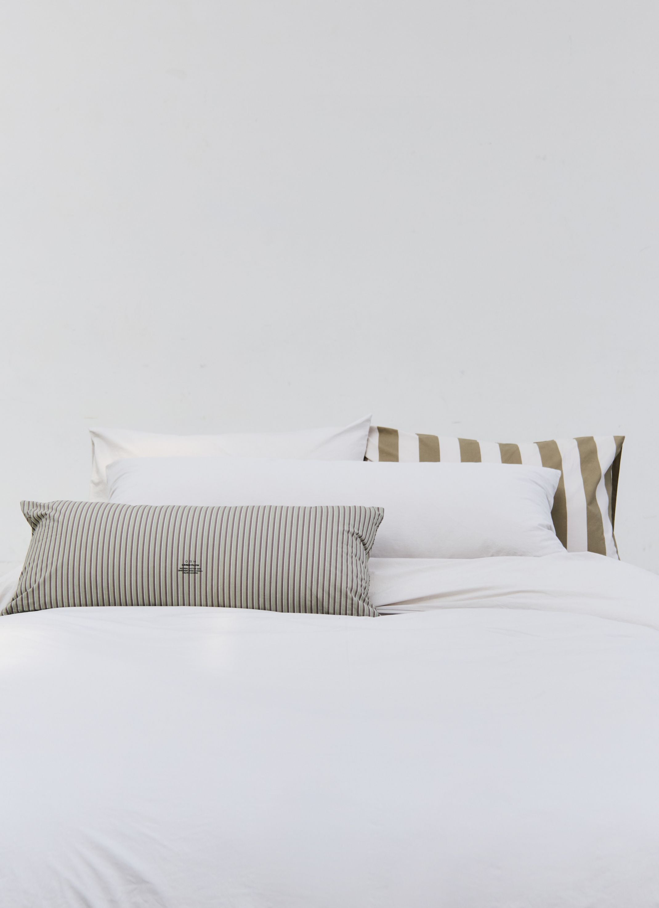 LONG PILLOWCASE / 2 COLORS