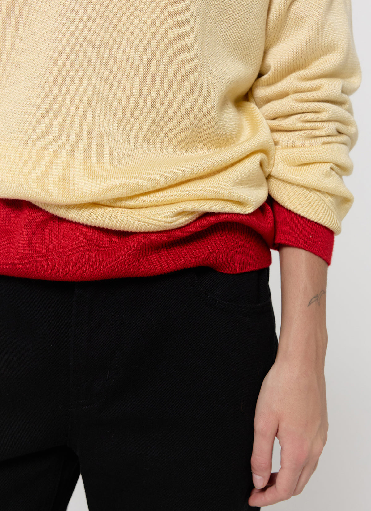 26FW LOOSE V-NECK KNIT