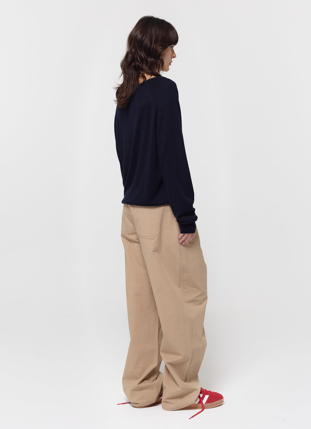 26FW LOOSE V-NECK KNIT
