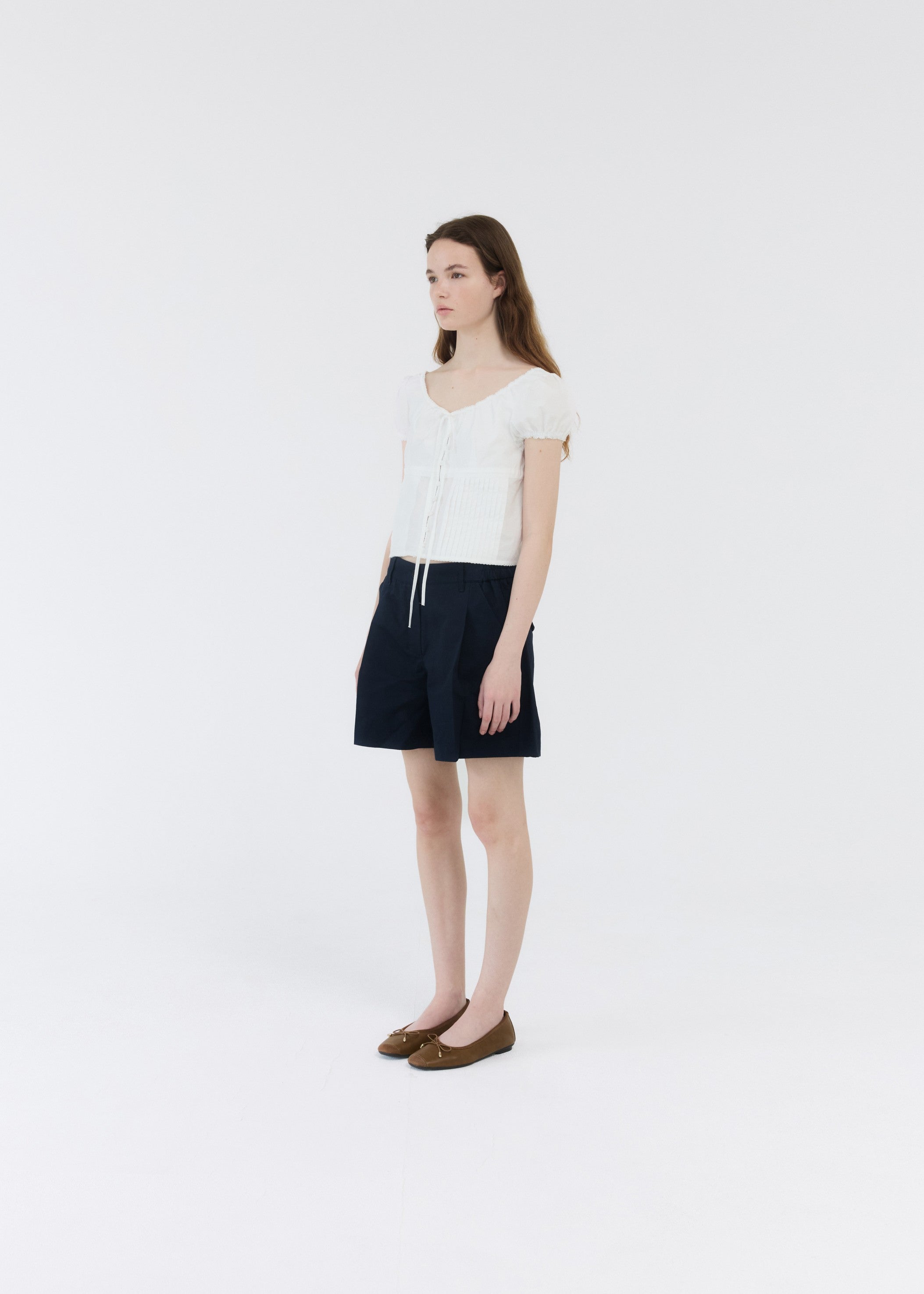 PINTUCK DETAIL CAB SLEEVE TOP