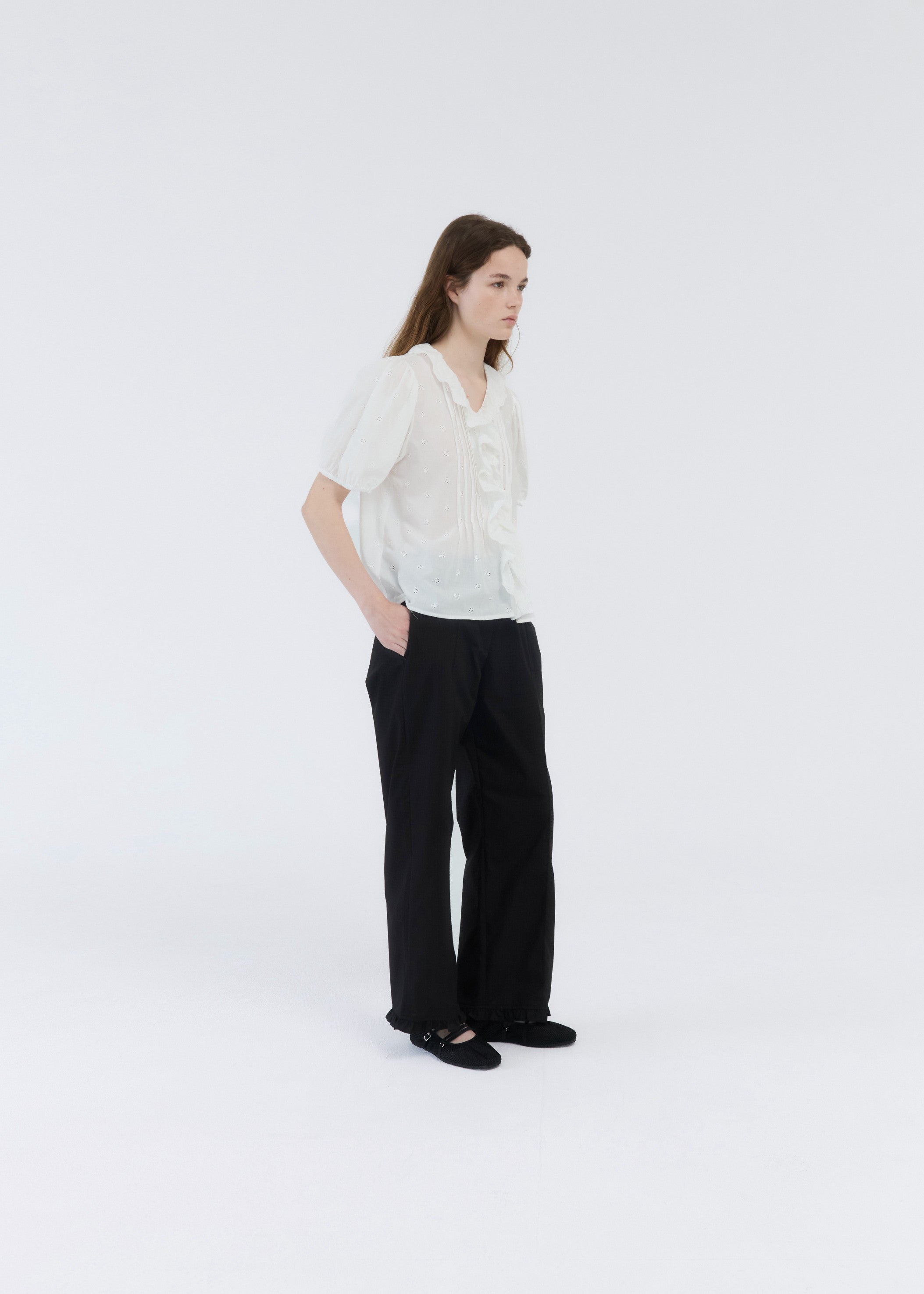 FRILL PANTS