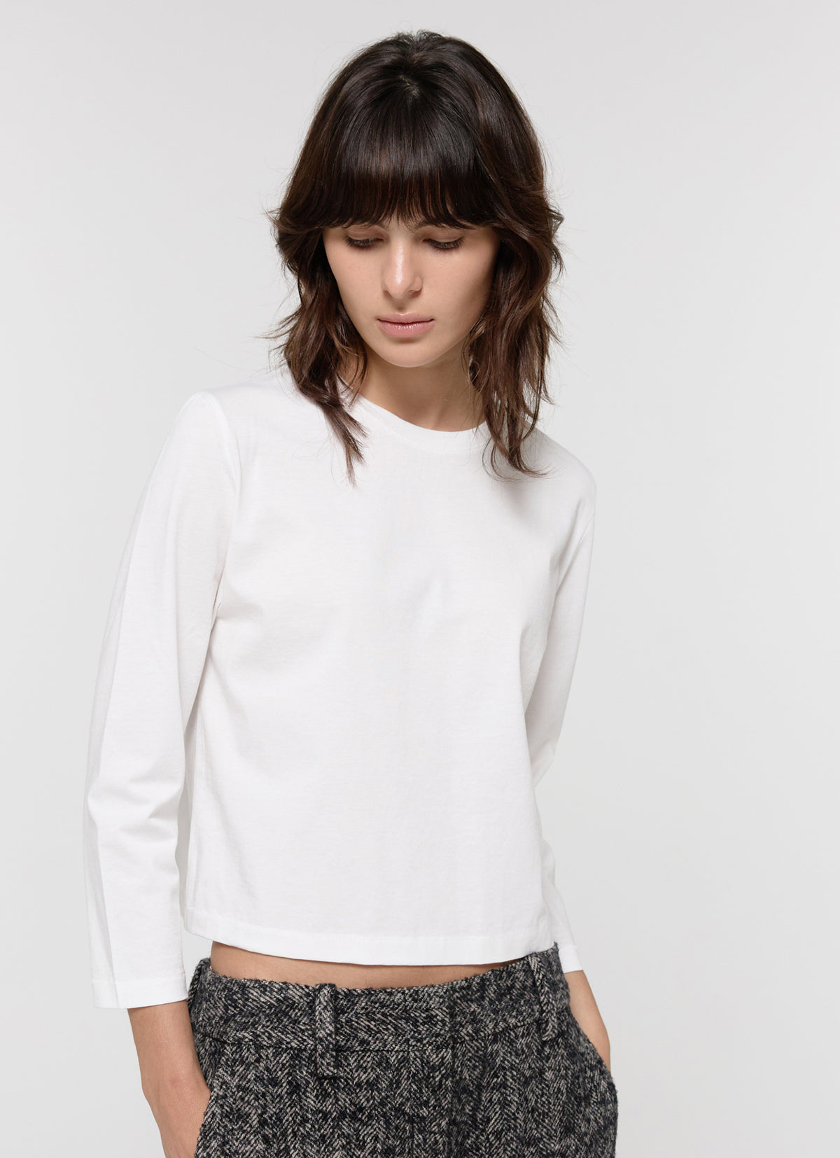 26FW 8 SINGLE STITCH TOP