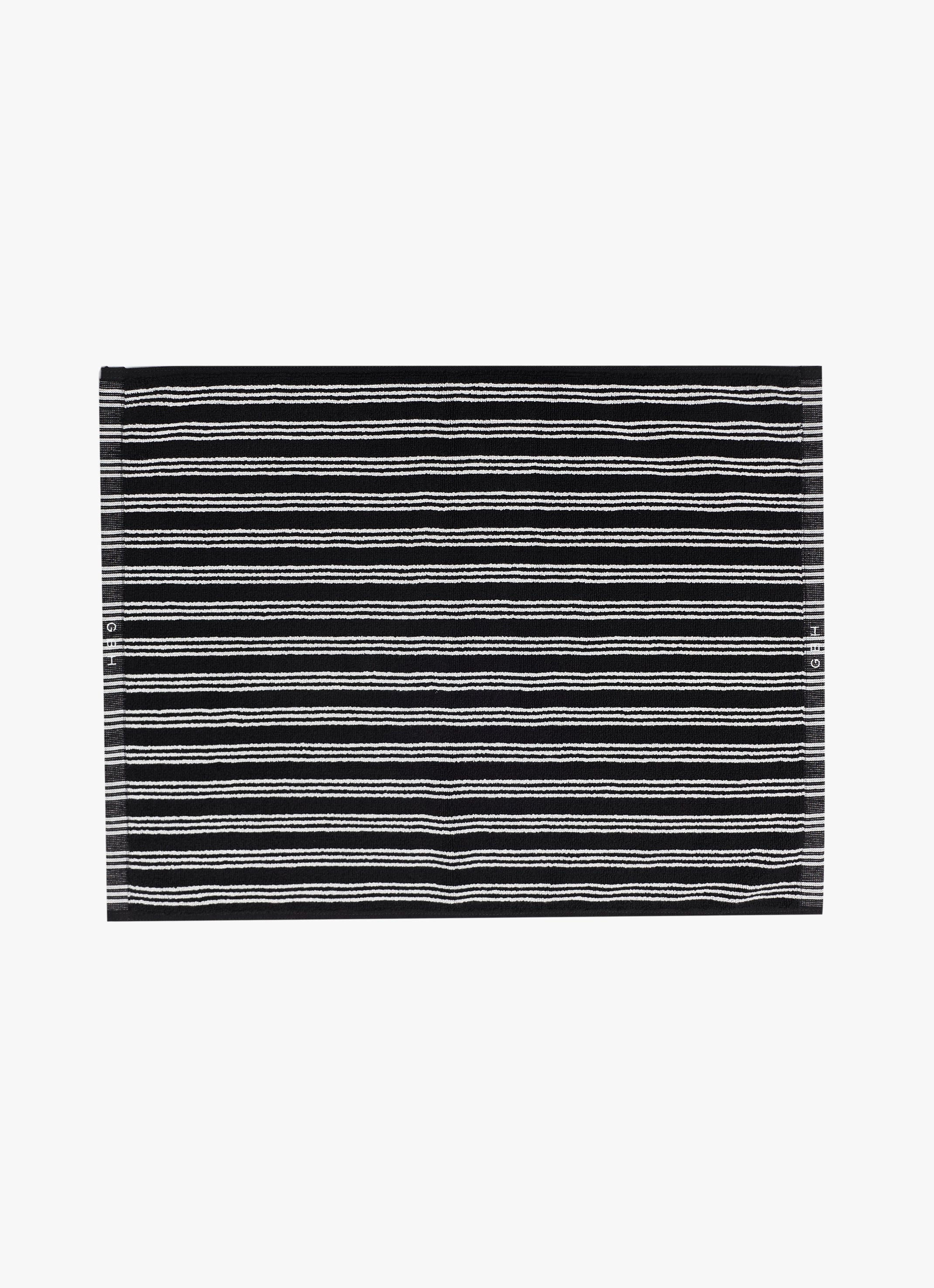FOOT MAT