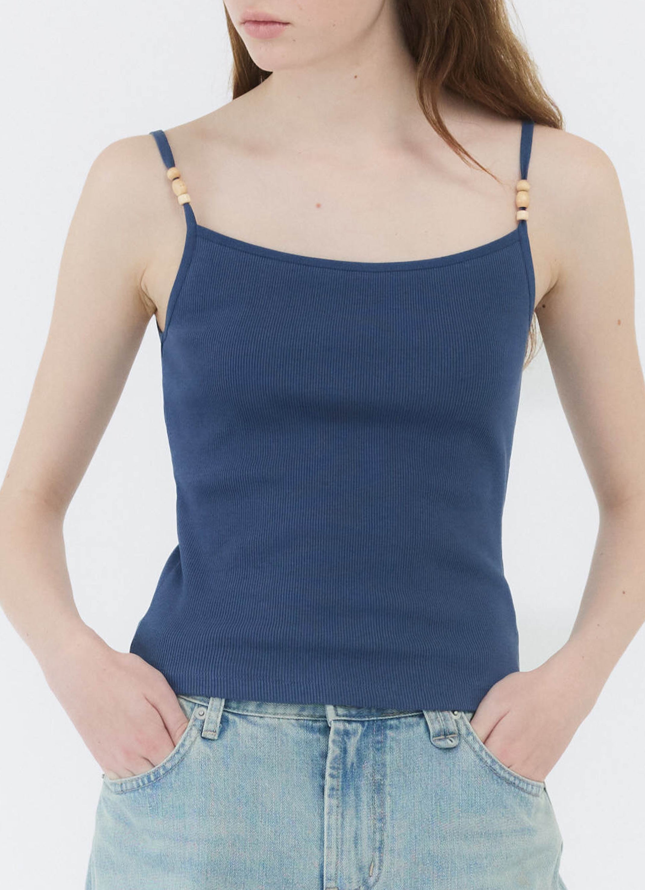 WOOD BEADS SLEEVELESS
