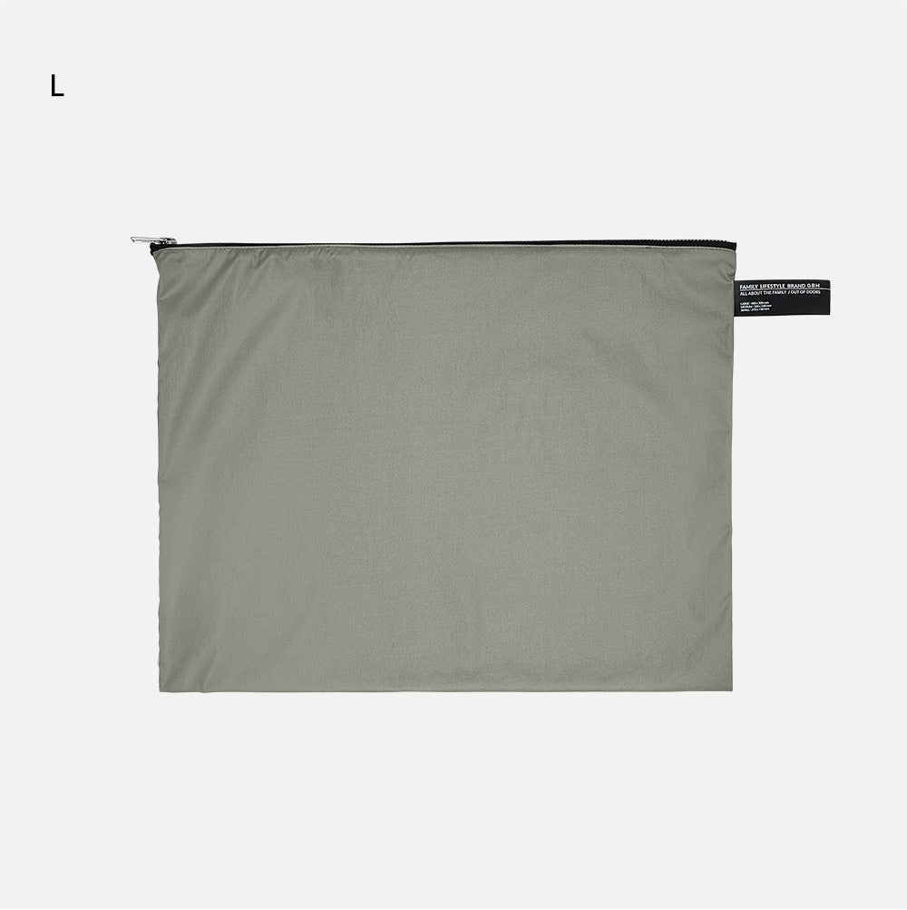 WATERPROOF POUCH