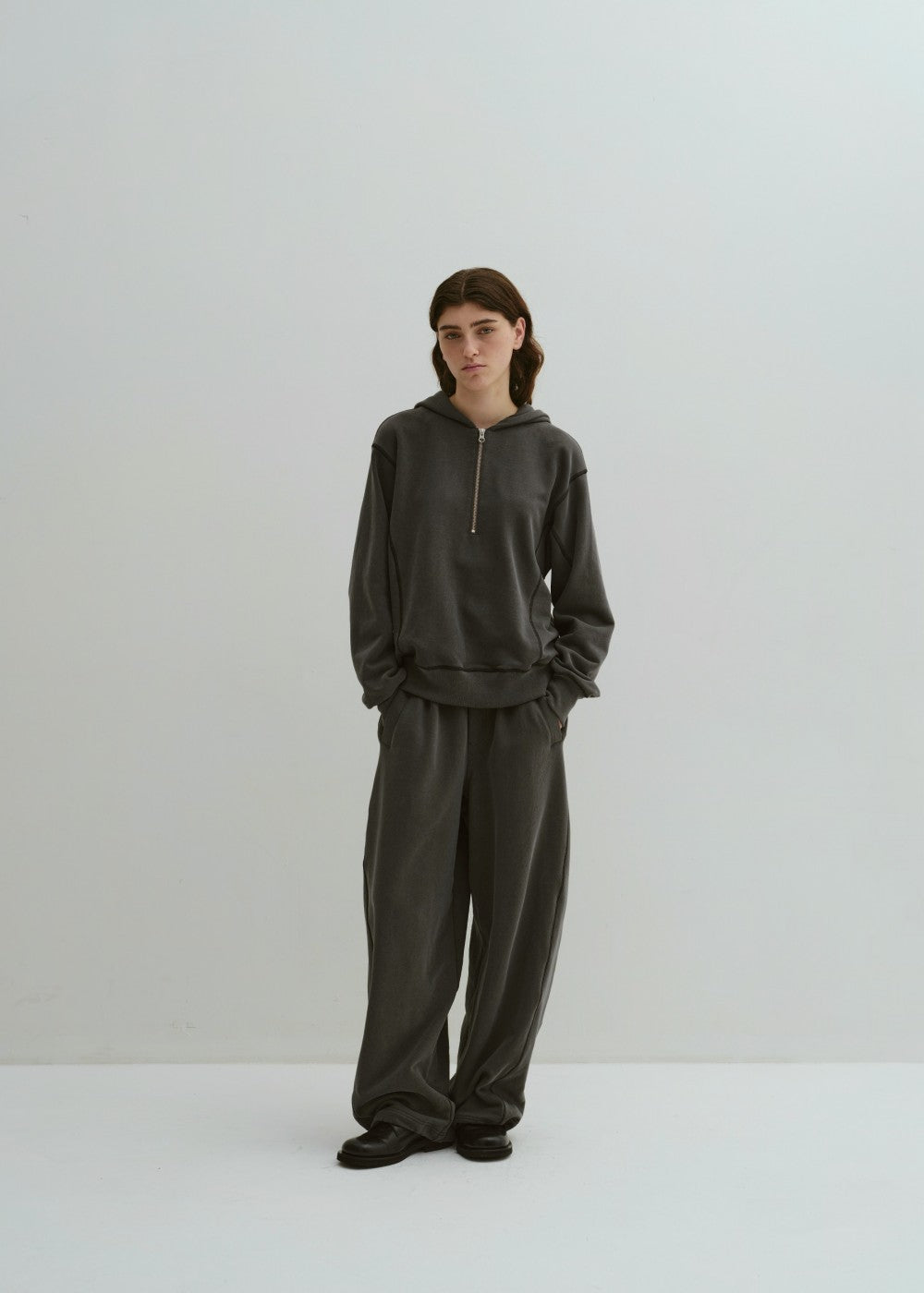 upload_20240925__APA3SW010CHFF_01_half zip-up hood-Charcoal_2.jpg