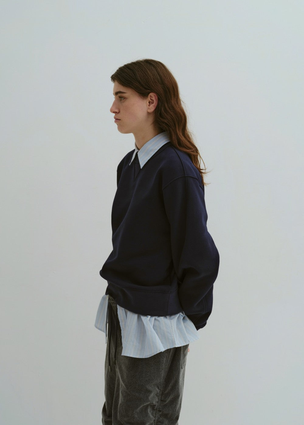upload_20240925__APA3SW020RDFF_12_Stitch sweatshirt-navy_1.jpg