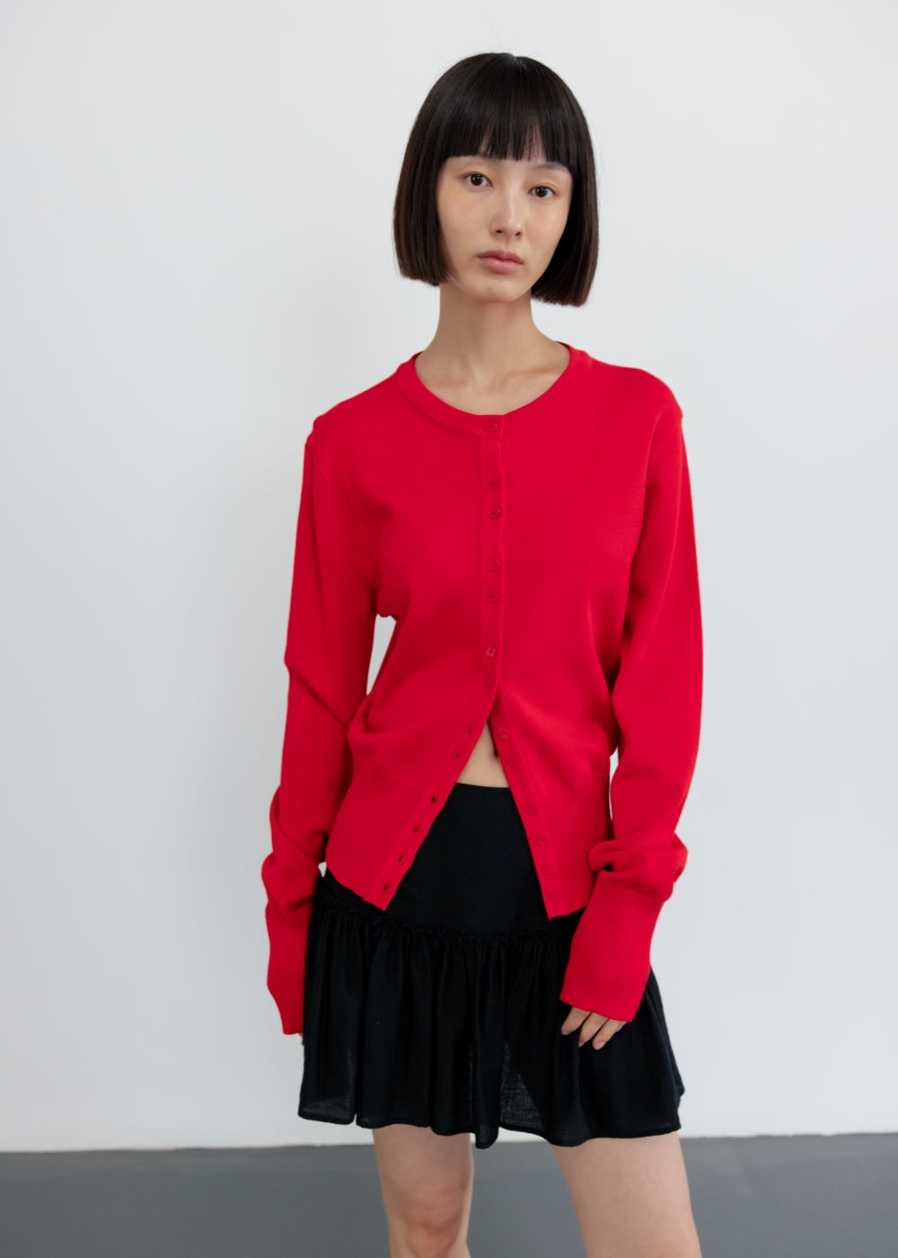 upload_20250124_APA3CD010RDFF_05_완_BUTTON CARDIGAN_RED_0.jpg